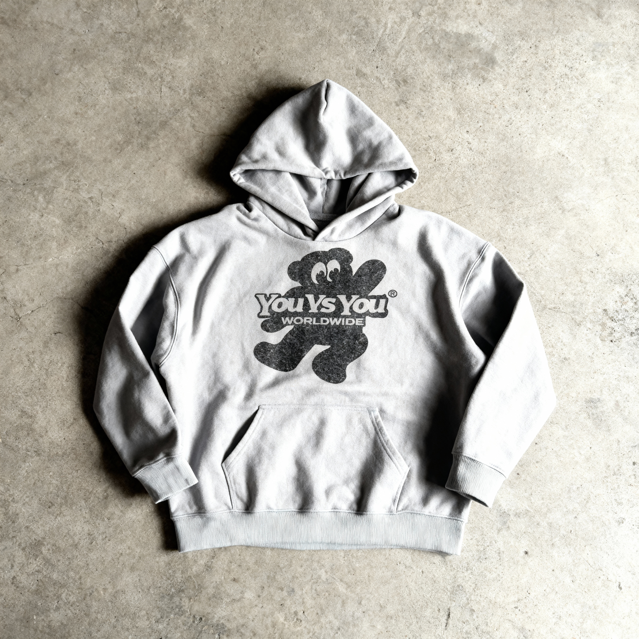 'WORLDWIDE' - Oversized Boxy Hoodie